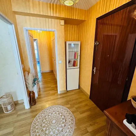Spacieux 2 Chambres 65M2 Climatise Au Village Medieval Entre Nice Et Antibes Villeneuve-Loubet Exterior photo